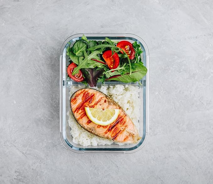 Moss & Stone 4-Pack Divided Kitchen Glass Food Storage Containers Set with Lids – Reusable 2-Compartment Glass Meal Prep Containers for Kitchen, Lunch or Fridge, Airtight Snap-Lock – 2 Sizes Included