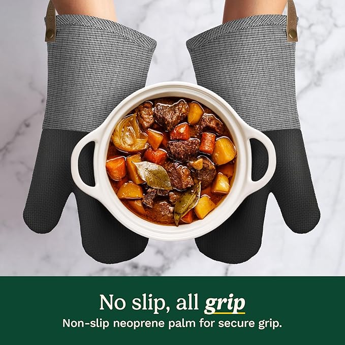 Cuisinart Heritage Kitchen Oven Mitts – Heat-Resistant Kitchen Mitts for Oven with Non-Slip Neoprene Palm, Long Cuff, and Cotton Filling – Durable Oven Gloves for Cooking, Baking, & Grilling