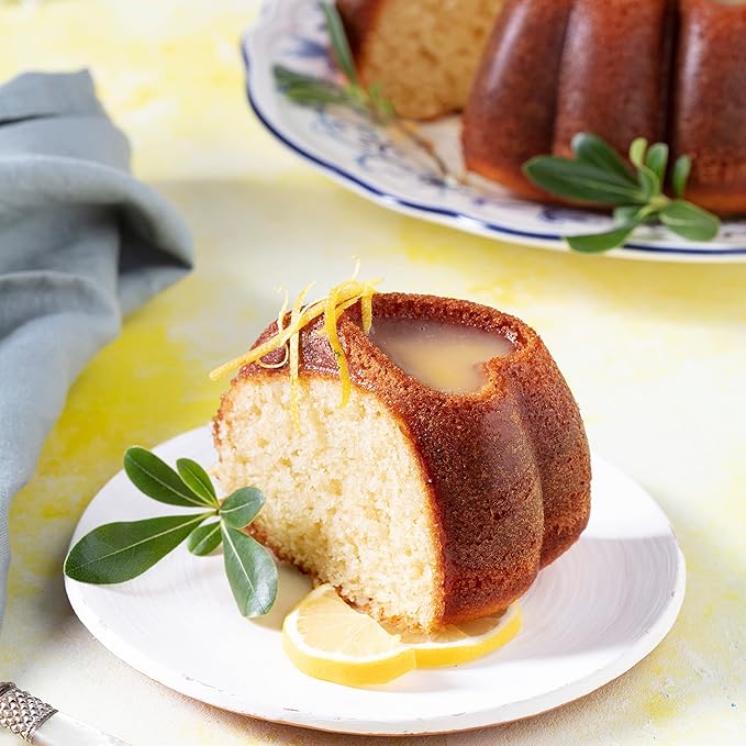 Heart Shape Molded Cast Aluminum Cake Pan, Titanium Coating, Non-Stick, 12 Cups, Heavy Duty, 10 Inch Pound Pan intended for Bundt Cakes, Gifts for Mom, Fluted Tube Pan, Easy to Clean (Black)