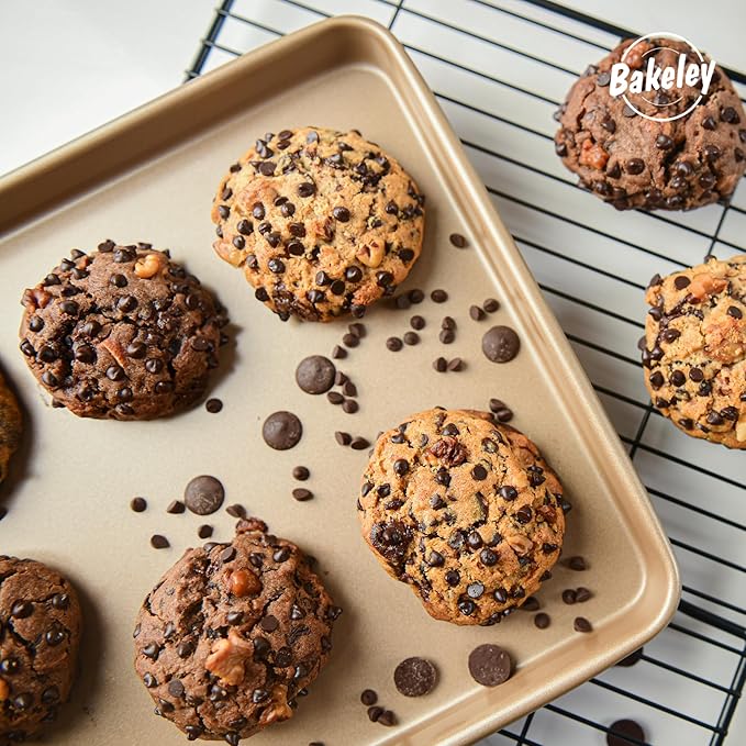 2-Piece Heavy Duty 0.8mm Baking Sheet Pan Set Quarter(9x13in)& Jelly Roll(10x15in), 2 Pack Baking Sheets Non Stick, Cookie Sheet Pan for Oven (Champagne Gold, 15.7"x10.6"/13.5"x9.6")