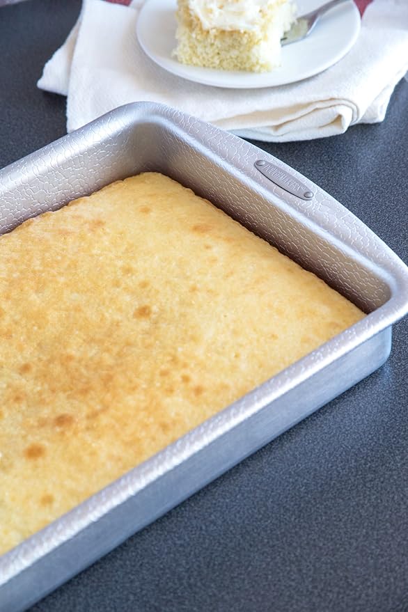 Doughmakers 40056 Premium Quality Commercial Grade Bakeware, Set of 3 Baking Pans, 10 x 15 sheet, 9 x 13 pan, 9-inch round, Silver, Large