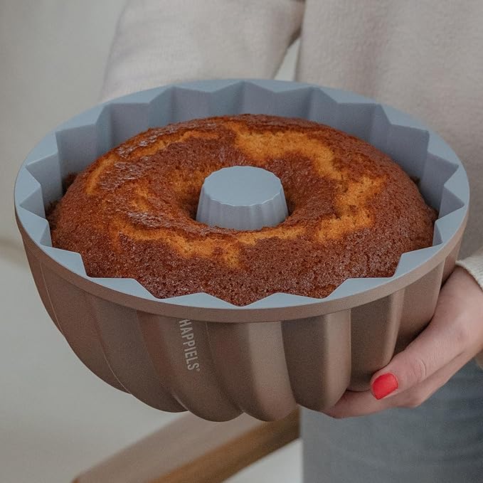 10 Cup Fluted Tube Cake Pan Nonstick, PFOA Free Fluted Cake Pan for Baking, Pound Cake Mold for Oven, Cake Molds And Cake Pans, Tube Mold, Pound Tin (Classic)