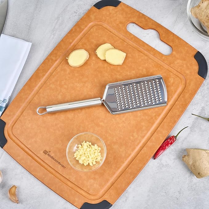 Restaurantware-German Standard Fine Handheld Graters, 6 Flat Cheese Graters - Dishwashable, Durable, Stainless Steel Food Grater With Handle, Suitable For Chocolate, Nutmeg, Garlic, Lemon, And, More