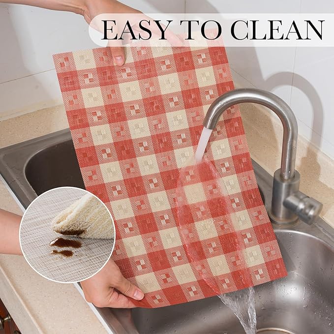 BACKTOEDEN Placemats Set of 8 Heat Resistant Washable Wipeable Placemat Woven Non-Slip Foldable Vinyl/Plastic Place Mats Indoor/Outdoor Mat Kitchen Dining Table Pad, Red Checkered