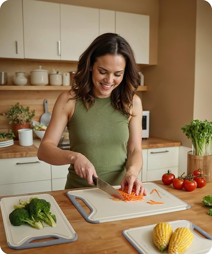 Cutting Boards for Kitchen, Plastic Cutting Board Set of 3, Dishwasher Safe Cutting Boards with Juice Grooves for Meat, Veggies, Fruits, Easy Grip Handle, Serveware Accessories (Gray)