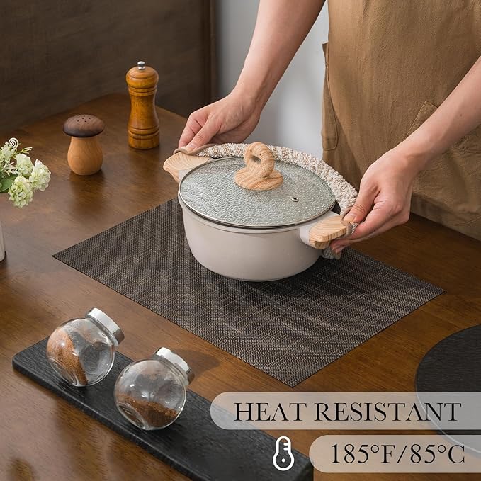 BACKTOEDEN Placemats Set of 6 Heat Resistant Washable Wipeable Placemat Woven Non-Slip Foldable Vinyl/Plastic Place Mats Indoor/Outdoor Mat Kitchen Dining Table Pad, Dark Brown