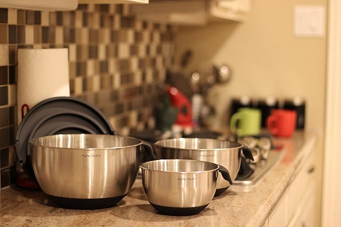 AVACRAFT 18/10 Stainless Steel Mixing Bowls with Lids, non slip silicone base bowls with Handle, Mixing Bowl Set with Pour Spouts & Measurement Marks, Home Essentials Cooking Bowls, (Black)