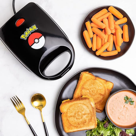 Uncanny Brands Pokémon Pokéball Single Cheese Sandwich Maker - Pokémon Kitchen Appliance