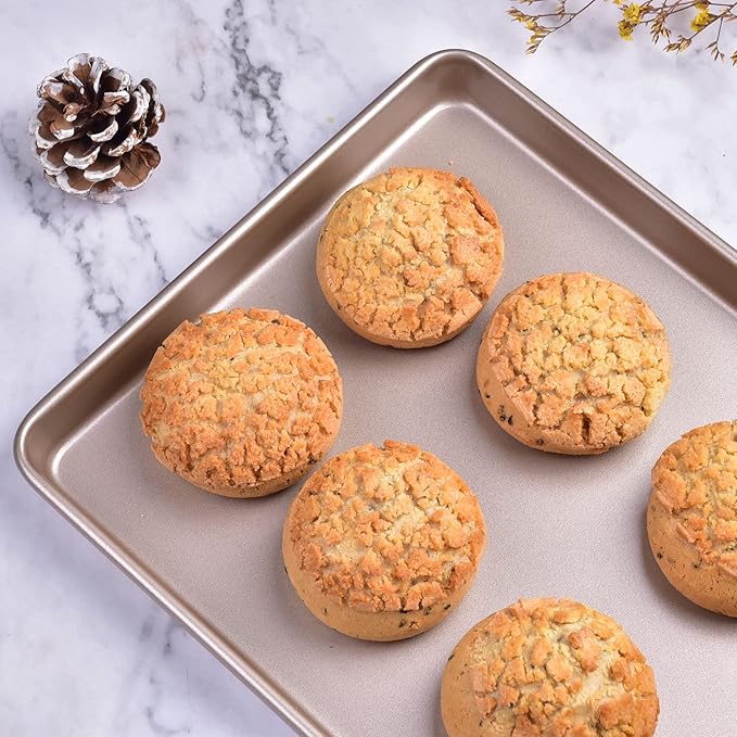 13-Inch Baking Sheet Pan, Non-Stick Carbon Steel Meat Bread Jelly Roll Pizzas Pastries Rimmed Cookie Sheet Pan for Oven Roasting 13" × 9" × 0.8" (Champagne Gold)