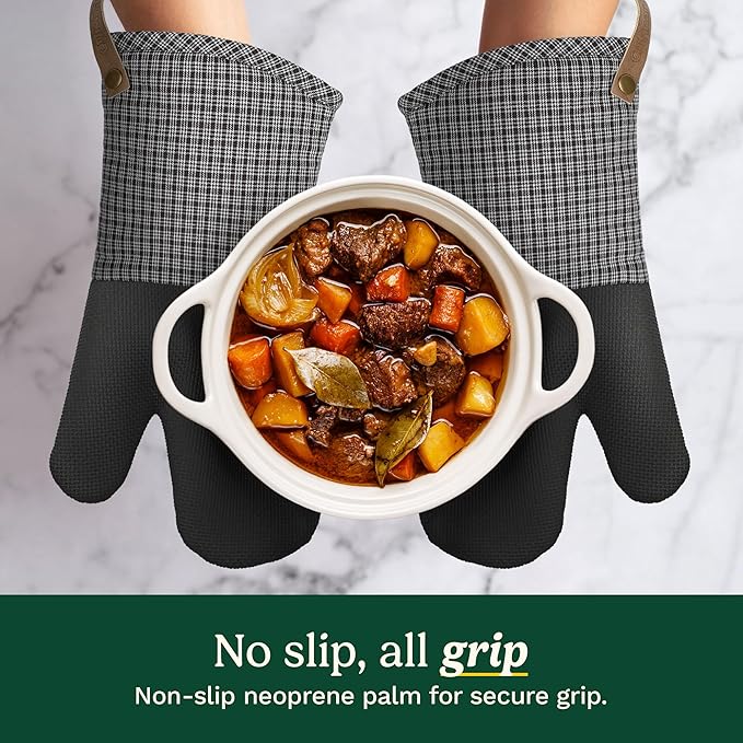 Cuisinart Heritage Kitchen Oven Mitts – Heat-Resistant Mitts for Oven with Non-Slip Neoprene Palm, Long Cuff, and Cotton Filling – Durable Oven Gloves for Cooking, Baking & Grilling (Microplaid)