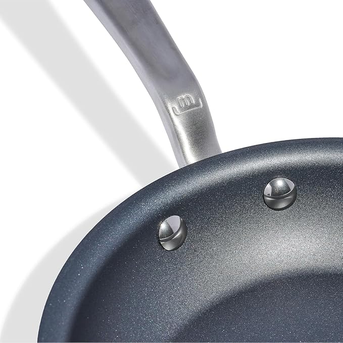 Made In Cookware - ProCoat 8" Non Stick Frying Pan (Graphite) - 5 Ply Stainless Clad Nonstick - Professional Cookware - Crafted in Italy - Induction Compatible