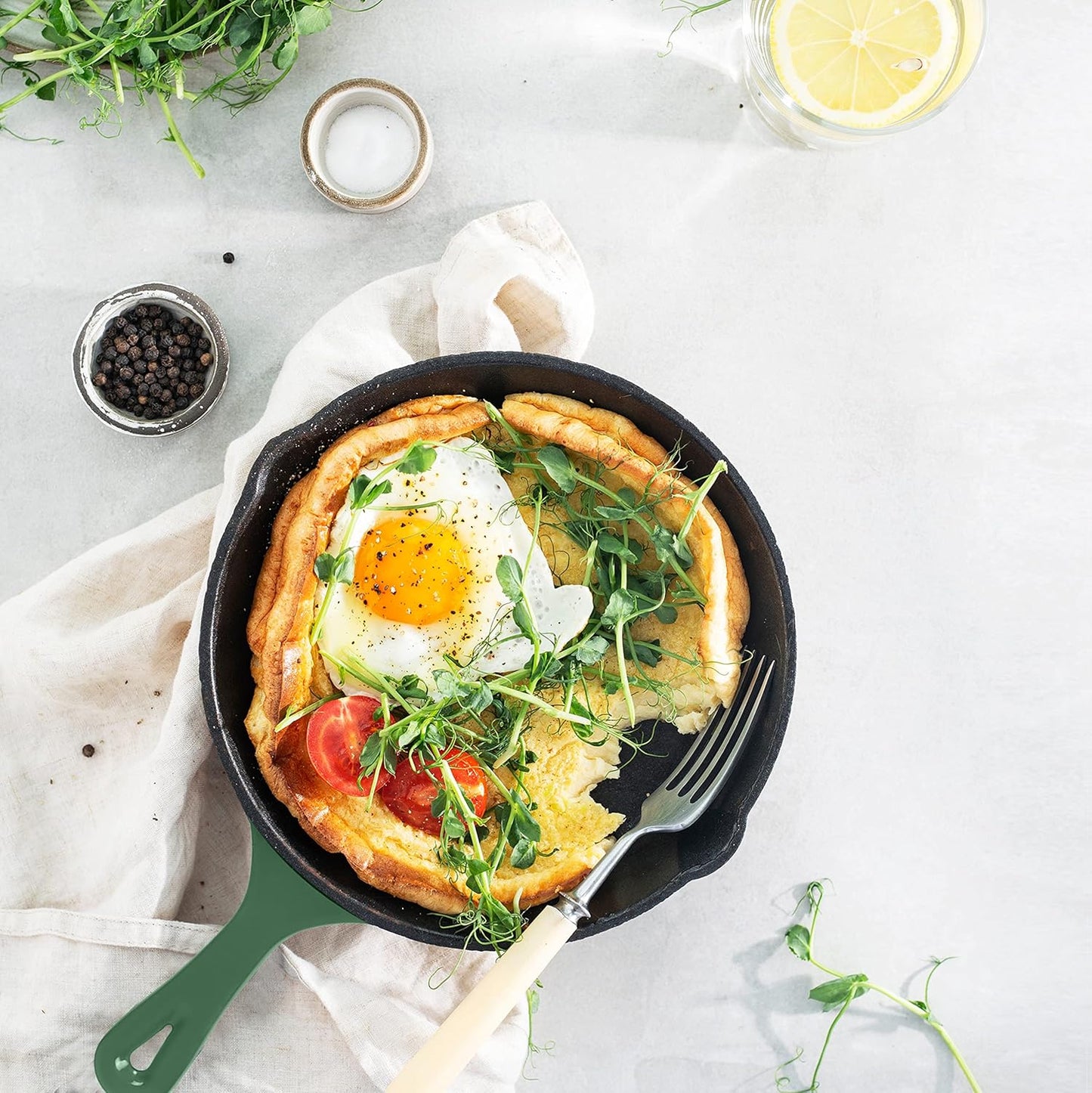 Utopia Kitchen Cast Iron Frying Pan 8 Inch, Cast Iron Chefs Pan, Pre Seasoned Skillet, Safe Grill Cookware for Indoor & Outdoor Use, Green