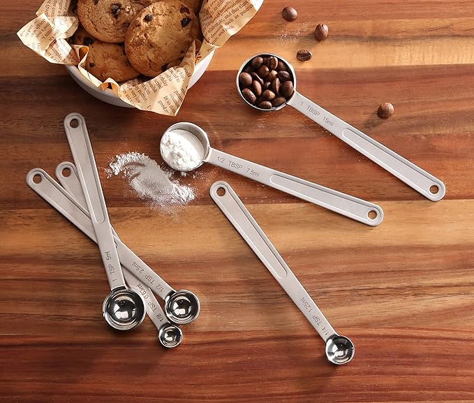 New Star Foodservice 43112 Stainless Steel 18/8 Measuring Spoons, Set of 6