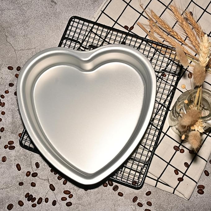Heart Shape Cake Pan, Aluminum Cake Pan, For Valentine's Day Wedding Birthday and Other Occasions (8×2 inch heart cake pan set of 2)