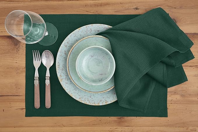 Solino Home Linen Placemats Set of 4 - Rainforest Green Placemats 14 x 19 Inch - 100% Pure Linen Table Place Mats - Fete - Christmas, Winter