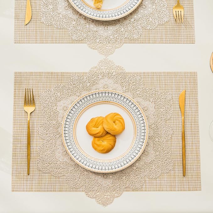 BACKTOEDEN Placemats Set of 4 Heat Resistant Washable Wipeable Placemats Woven Non-Slip Foldable Vinyl/Plastic Placemat Indoor/Outdoor Place Mats Kitchen Dining Table Mats, Gold Snowflake & Beige