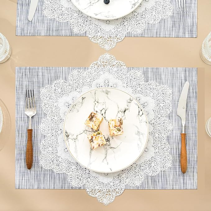 BACKTOEDEN Placemats Set of 4 Heat Resistant Washable Wipeable Placemat Woven Non-Slip Foldable Vinyl/Plastic Place Mats Indoor/Outdoor Mat Kitchen Dining Table Pad, White Snowflake & Gray