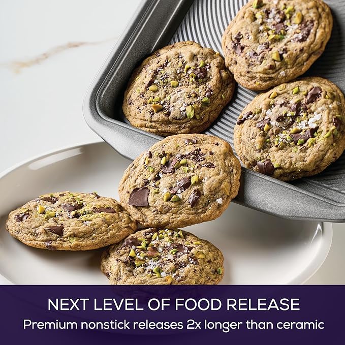 Circulon Nonstick Bakeware, Nonstick Cookie Sheet / Baking Sheet - 10" x 15", Gray