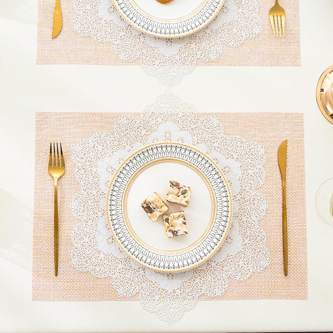 BACKTOEDEN Placemats Set of 4 Heat Resistant Washable Wipeable Placemat Woven Non-Slip Foldable Vinyl/Plastic Place Mats Indoor/Outdoor Mat Kitchen Dining Table Pad, White Snowflake & Pink